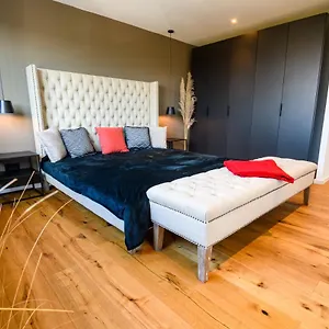 Orangehome Design Zwischen & Zentrum Apartment